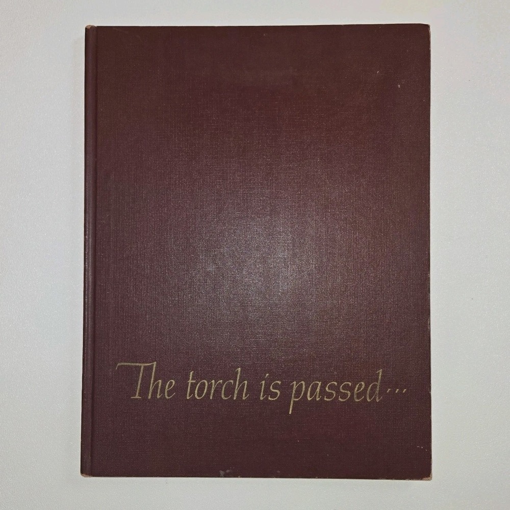 The Torch Is Passed - The Assassination & Funeral of John F. Kennedy 1963‎ Book